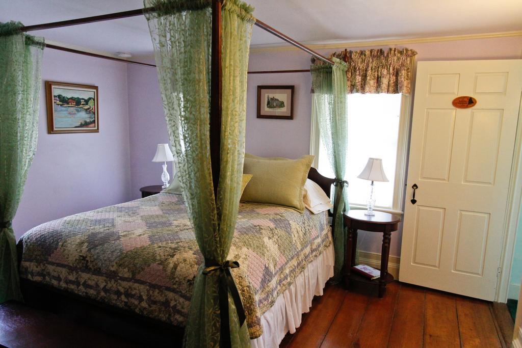 1750 Inn At Sandwich Center Экстерьер фото